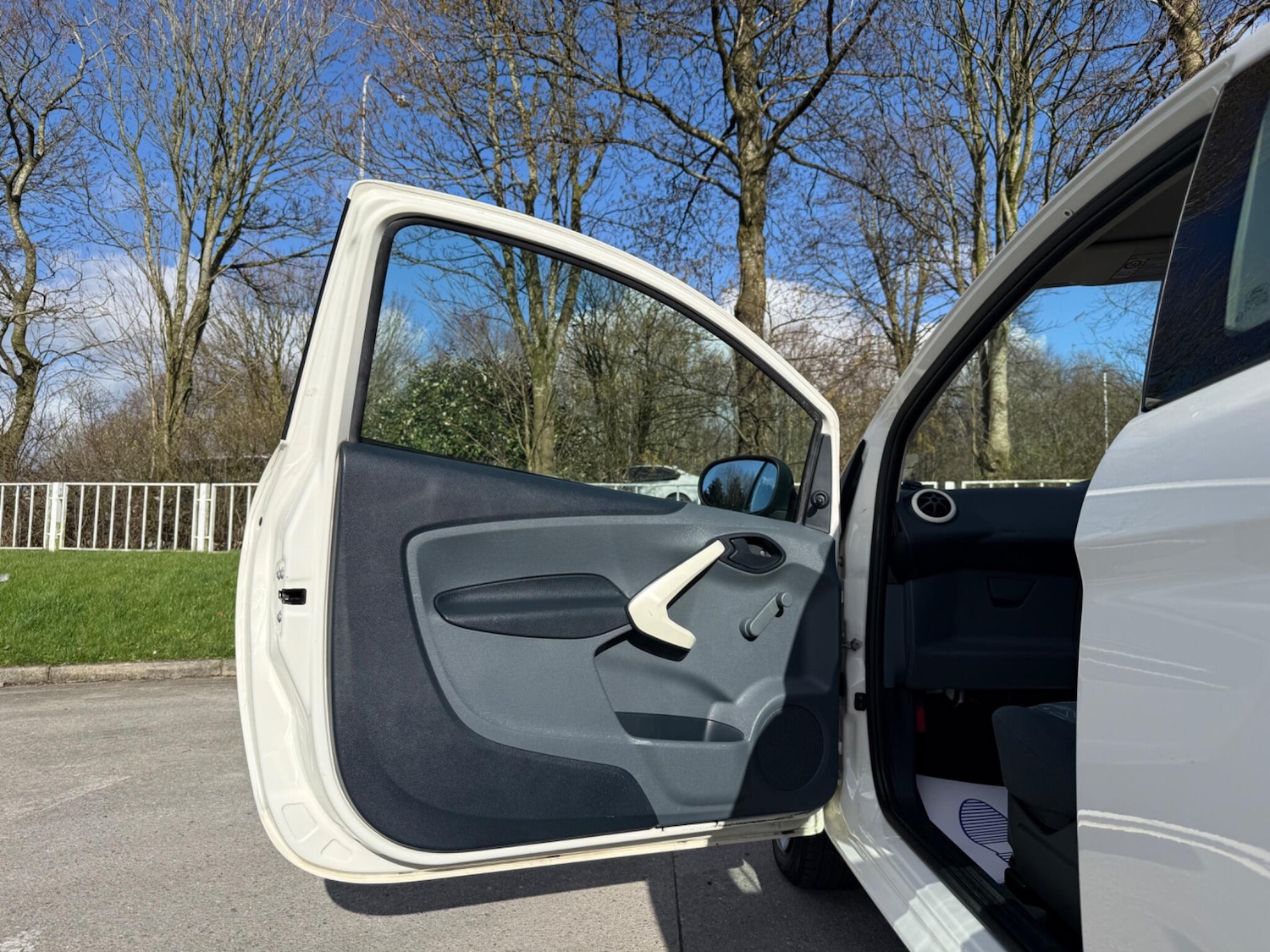 Used Ford Ka 2011 for sale - 77898434: Photo 28