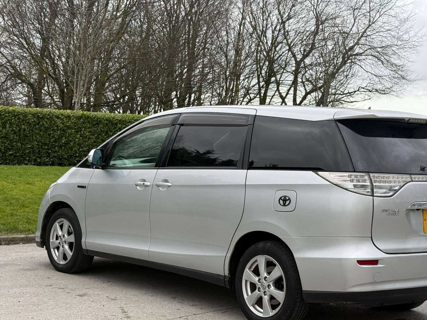 Used Toyota Estima 2023 for sale - 77658772: Photo 17