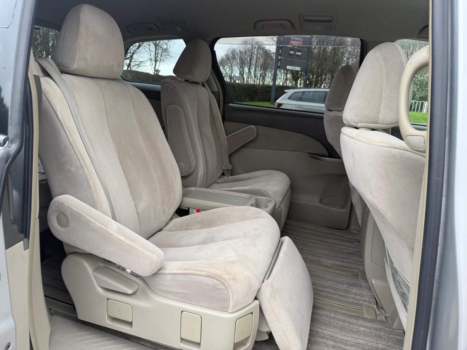 Used Toyota Estima 2023 for sale - 77658772: Photo 31