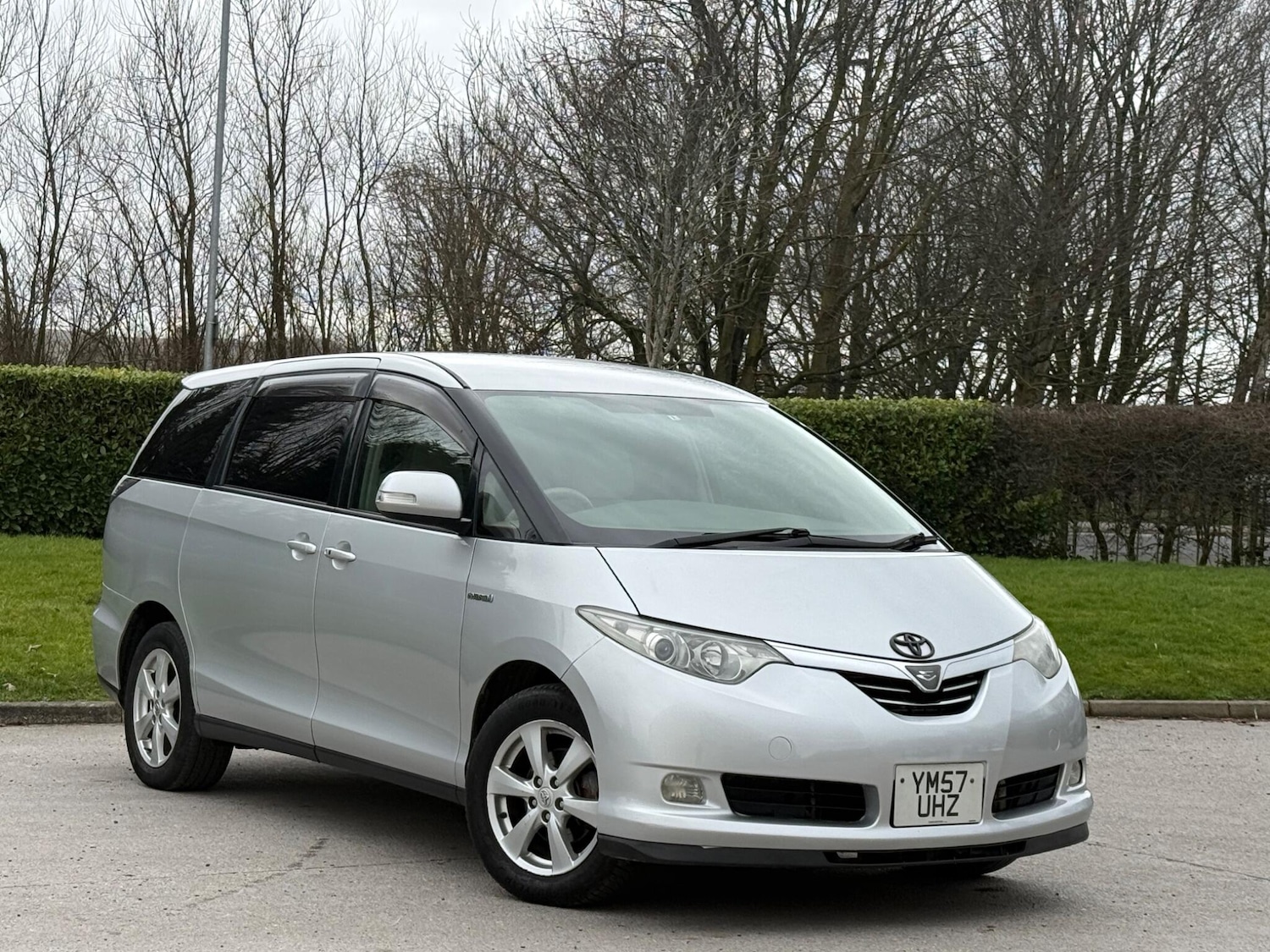 Used Toyota Estima 2023 for sale - 77658772: Photo 4