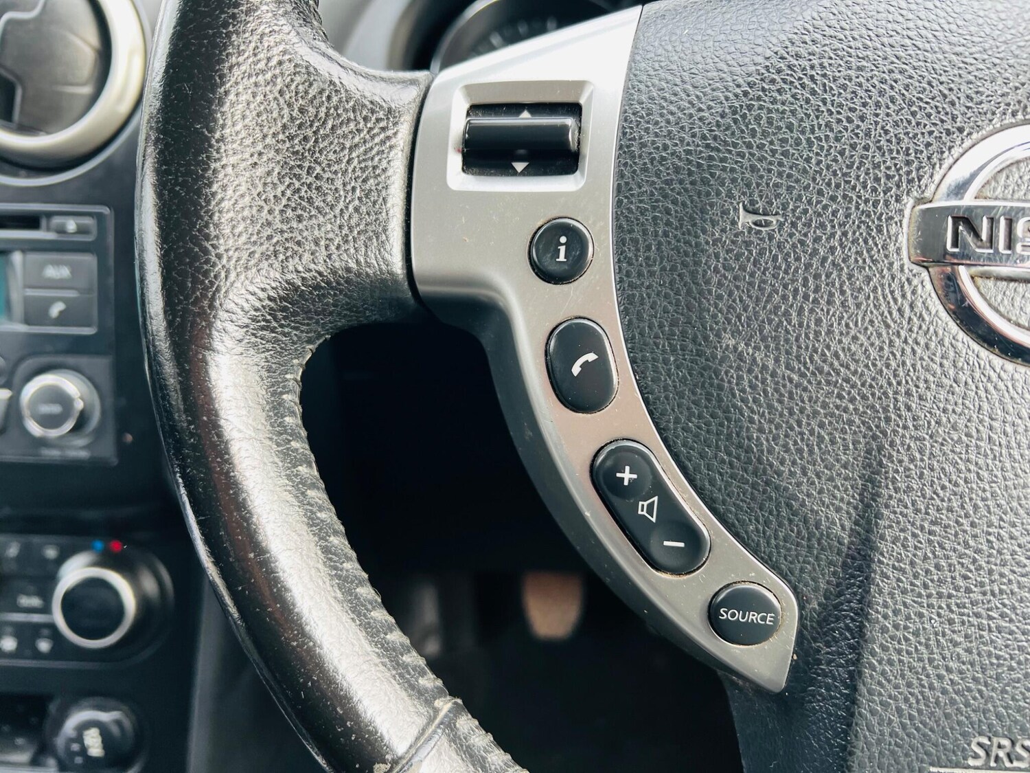 Used Nissan Qashqai+2 2011 for sale - 77683883: Photo 52