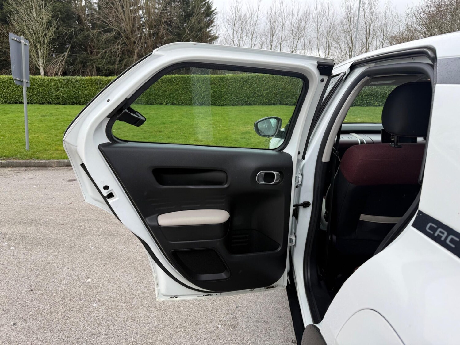 Used Citroen C4 Cactus for sale - 77538659: Photo 30