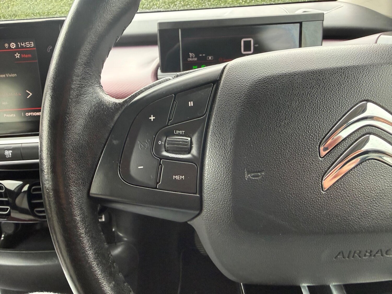 Used Citroen C4 Cactus for sale - 77538659: Photo 50