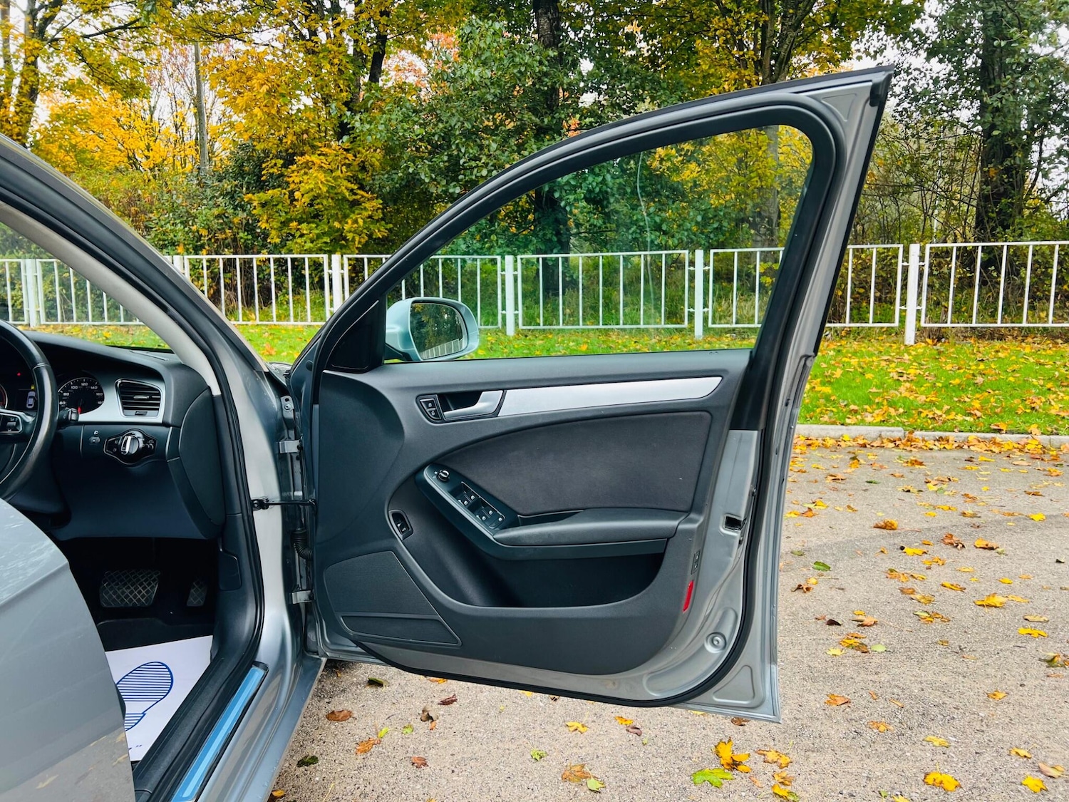 Used Audi A4 2010 for sale - 77455579: Photo 28