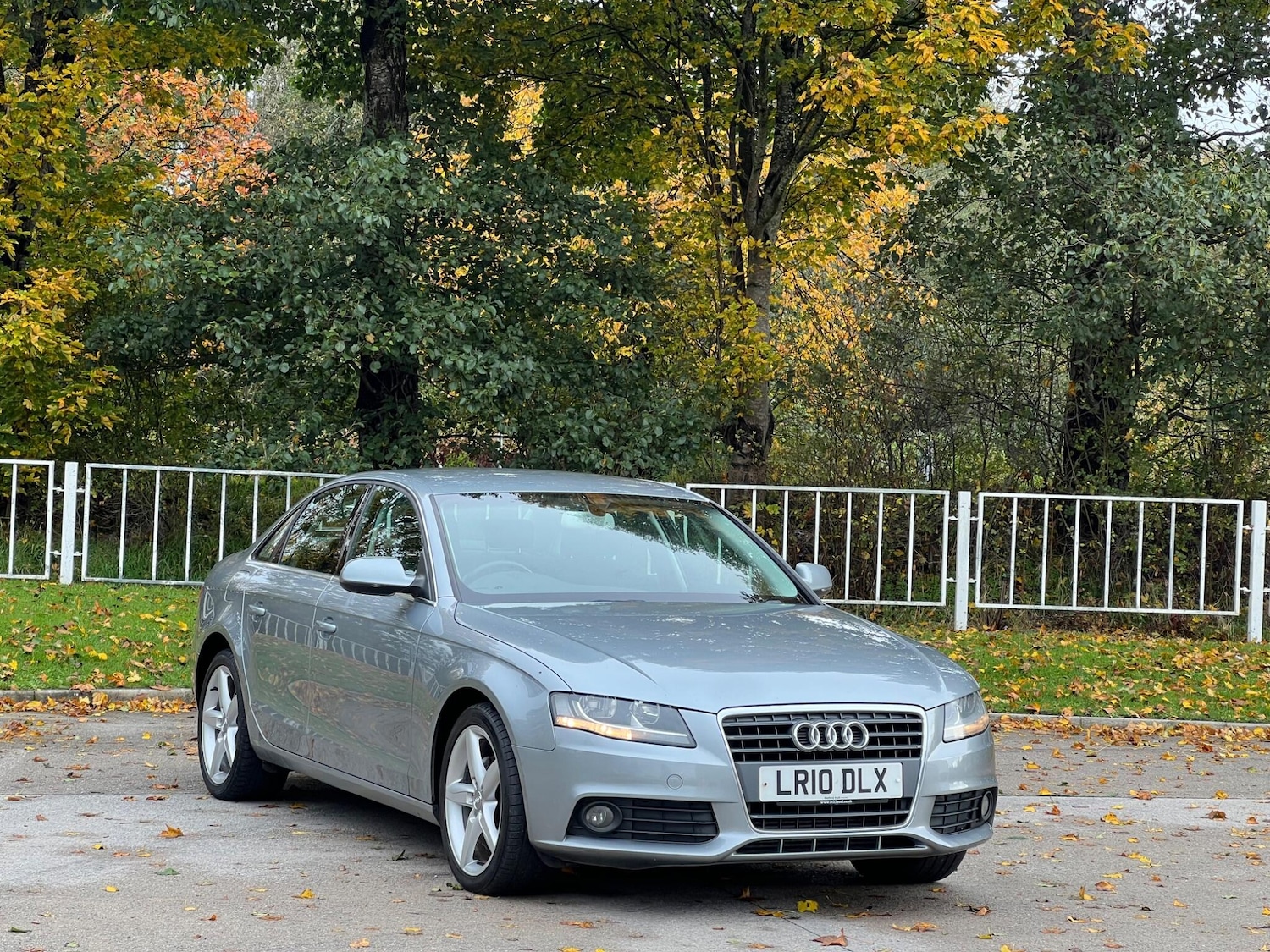 Used Audi A4 2010 for sale - 77455579: Photo 3