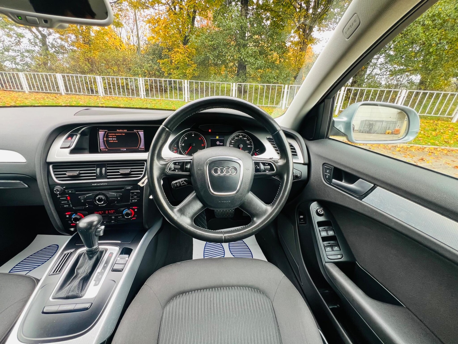 Used Audi A4 2010 for sale - 77455579: Photo 44