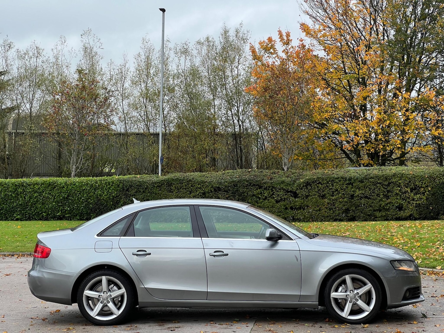 Used Audi A4 2010 for sale - 77455579: Photo 5