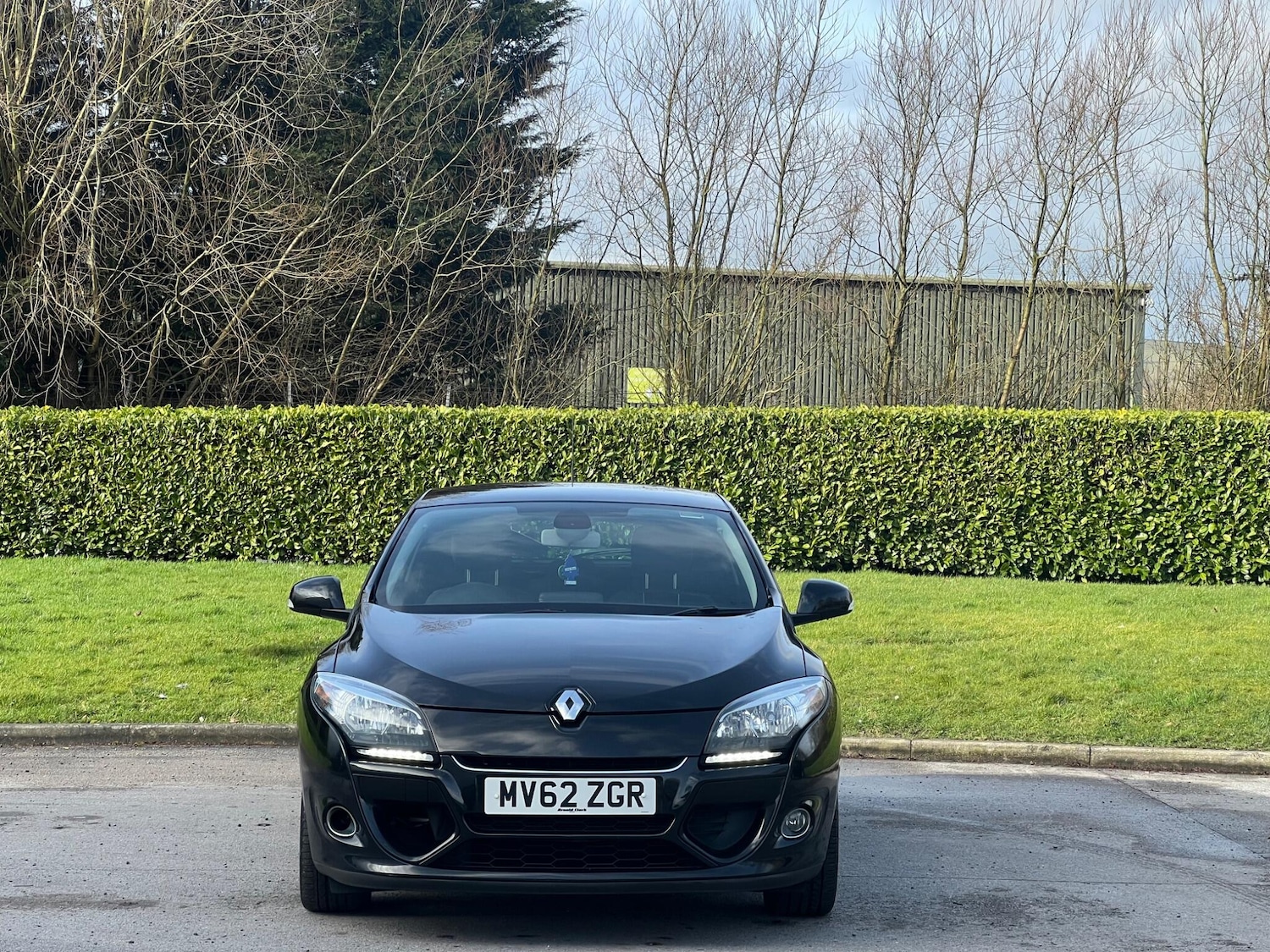 Used Renault Megane 2012 for sale - 77633211: Photo 2