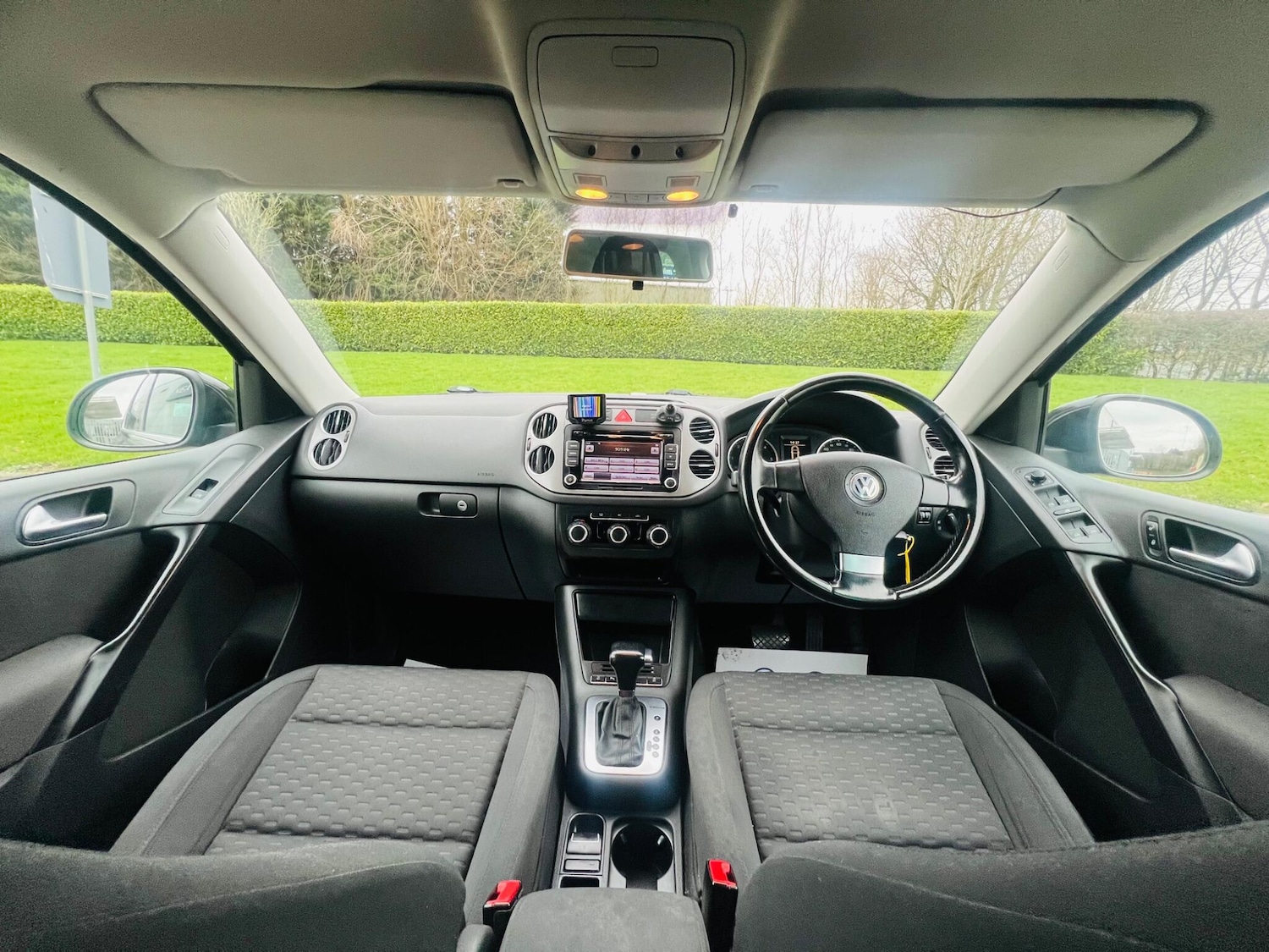 Used Volkswagen Tiguan 2010 for sale - 77524685: Photo 35