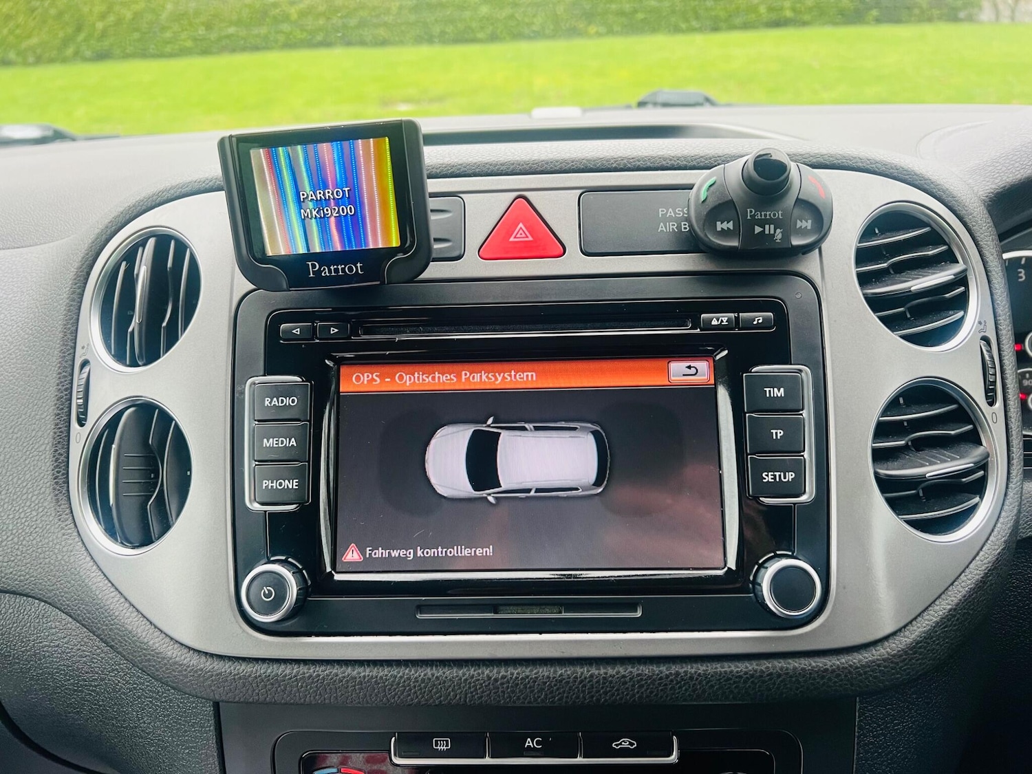 Used Volkswagen Tiguan 2010 for sale - 77524685: Photo 45