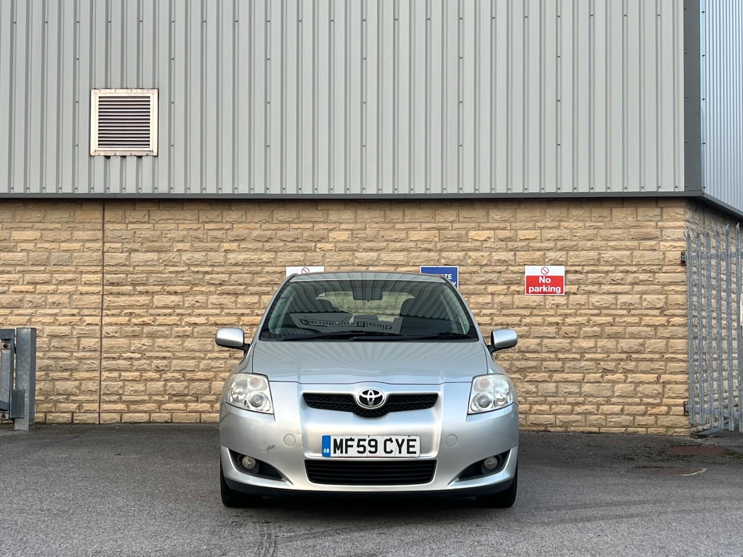 Used Toyota Auris 2009 for sale - 77883514: Photo 2