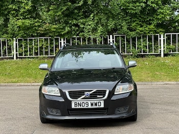 Used Volvo V50 2009 for sale - 78675748: Photo