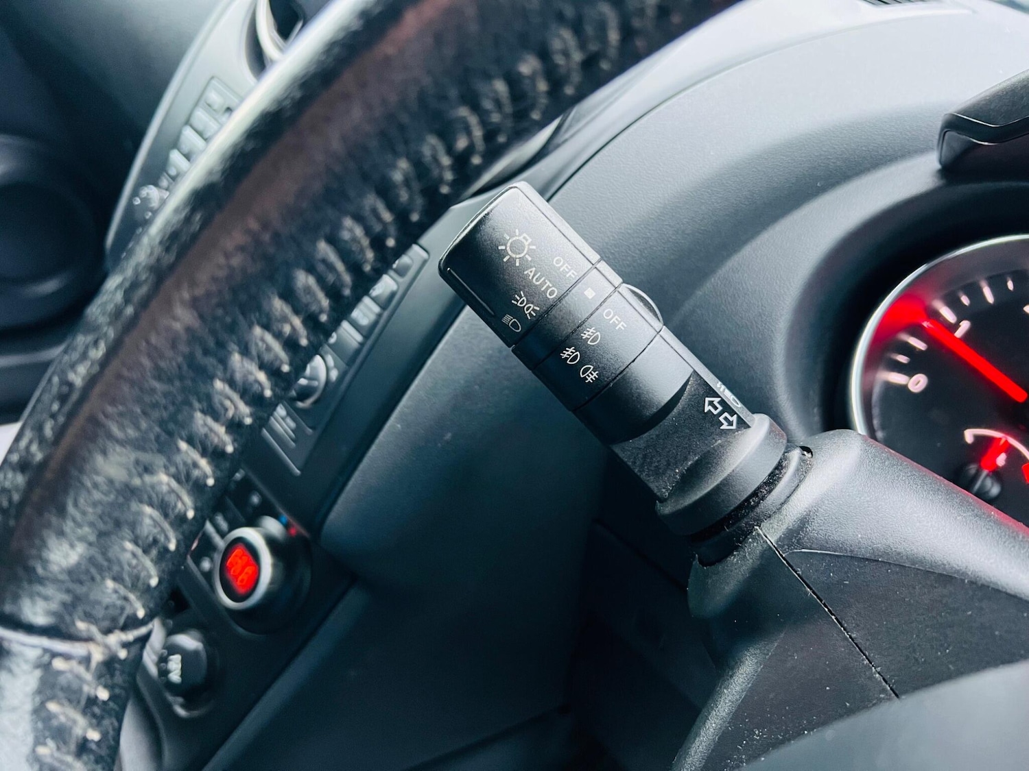 Used Nissan Qashqai 2012 for sale - 77524467: Photo 47