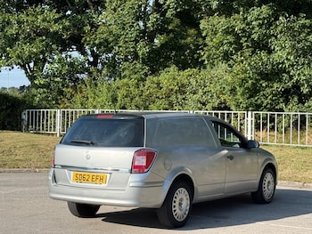 Used Vauxhall Astra Van 2012 for sale - 79521470: Photo