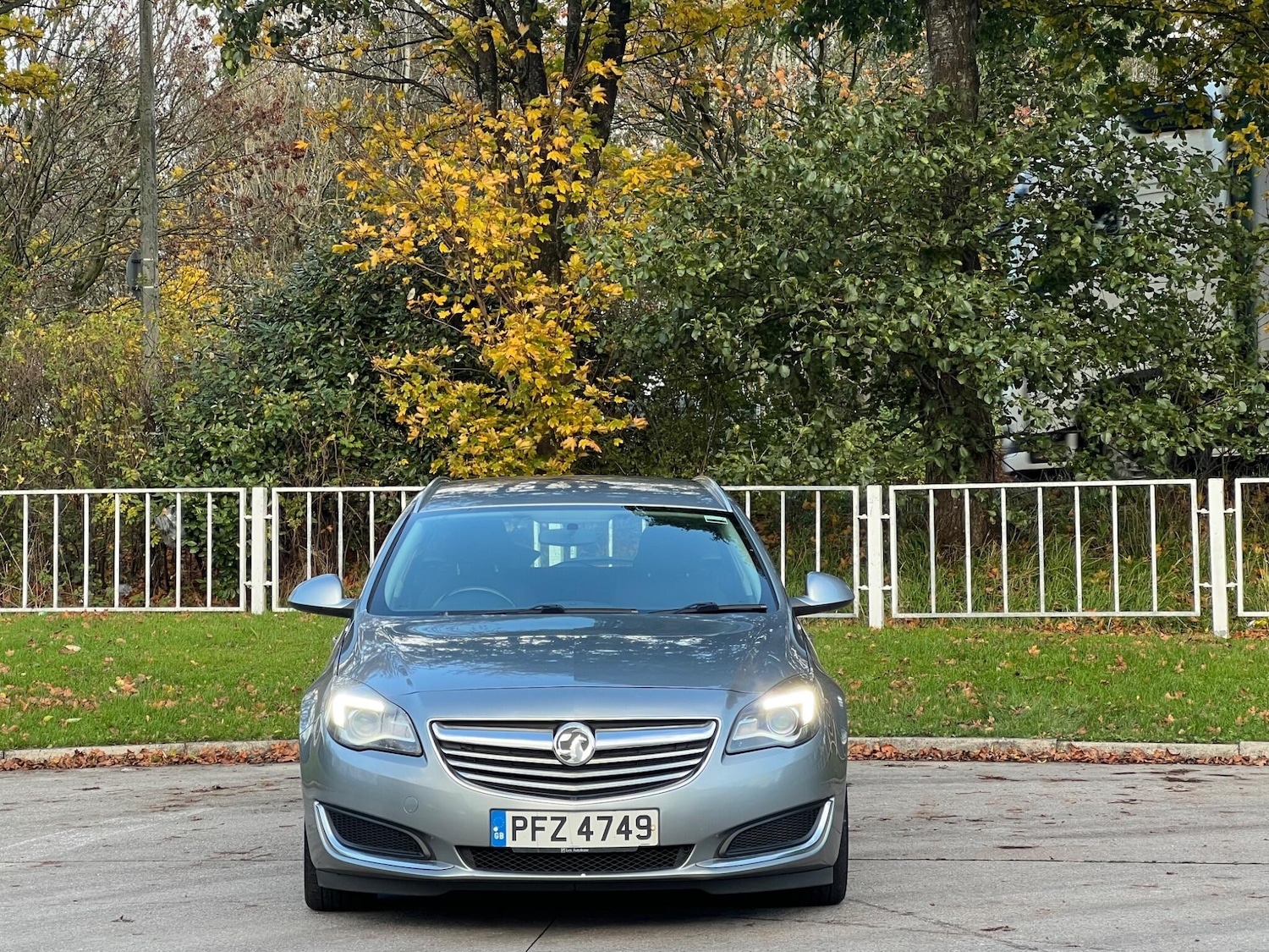 Used Vauxhall Insignia for sale - 77456435: Photo 2