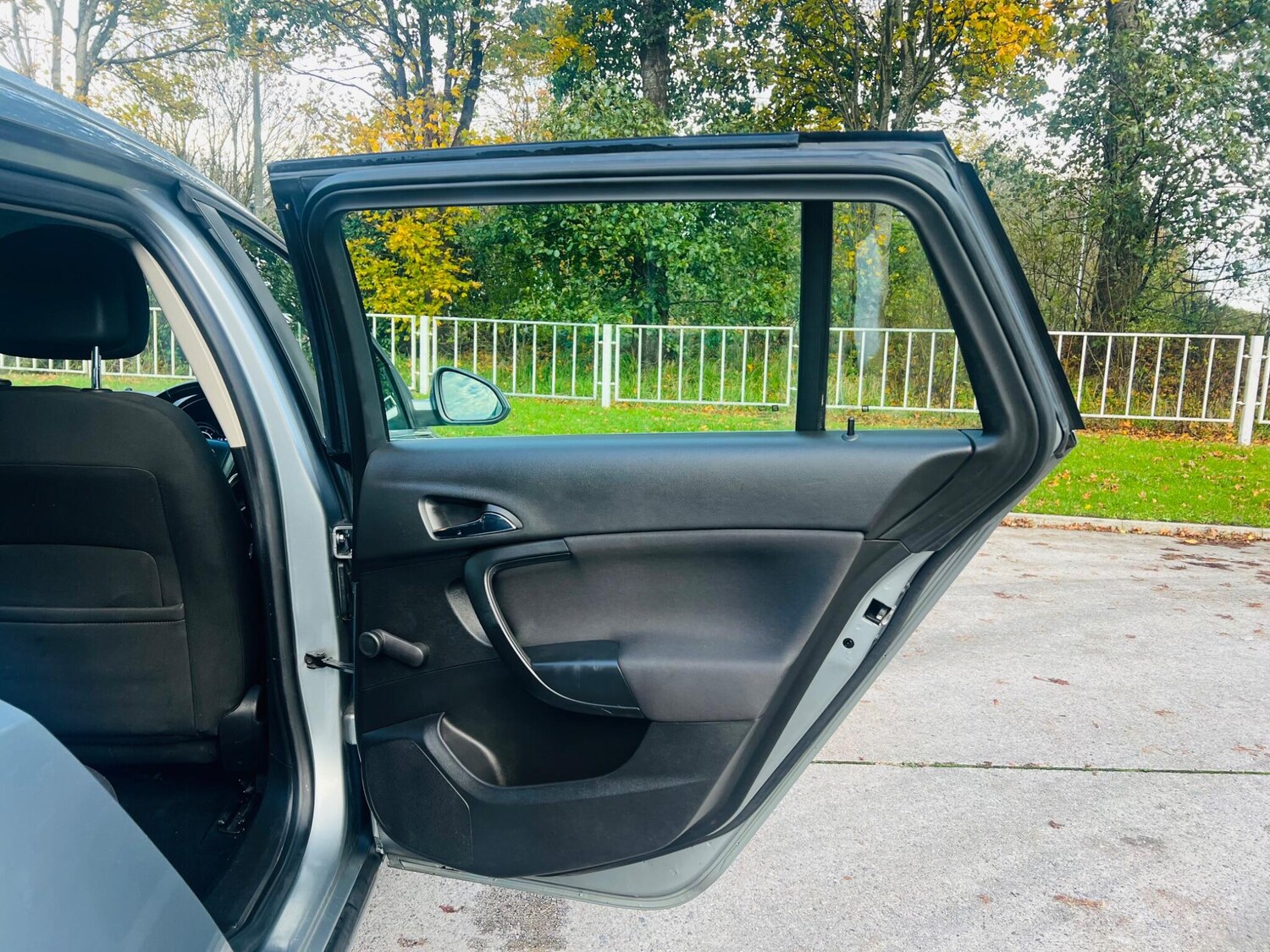 Used Vauxhall Insignia for sale - 77456435: Photo 37