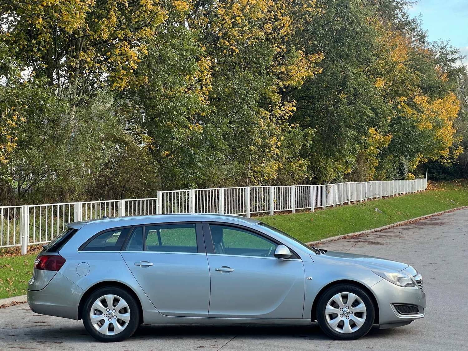 Used Vauxhall Insignia for sale - 77456435: Photo 5