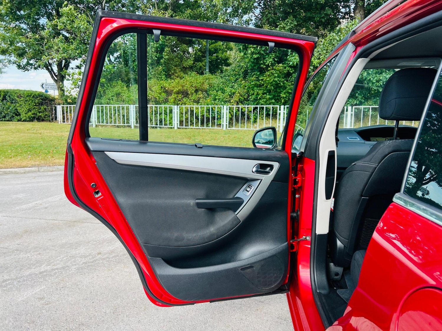 Used Citroen Grand C4 Picasso 2012 for sale - 77893054: Photo 26