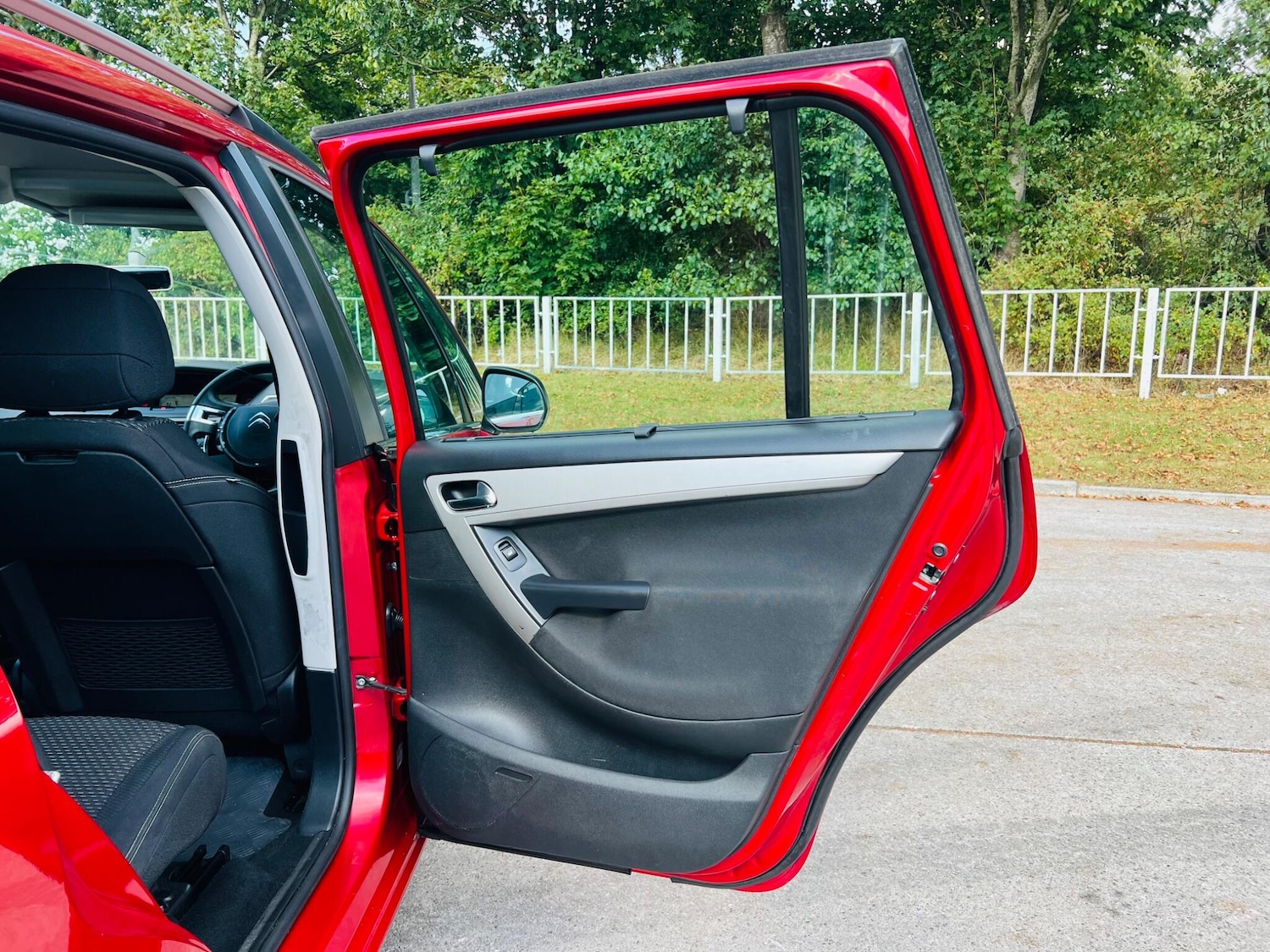 Used Citroen Grand C4 Picasso 2012 for sale - 77893054: Photo 27