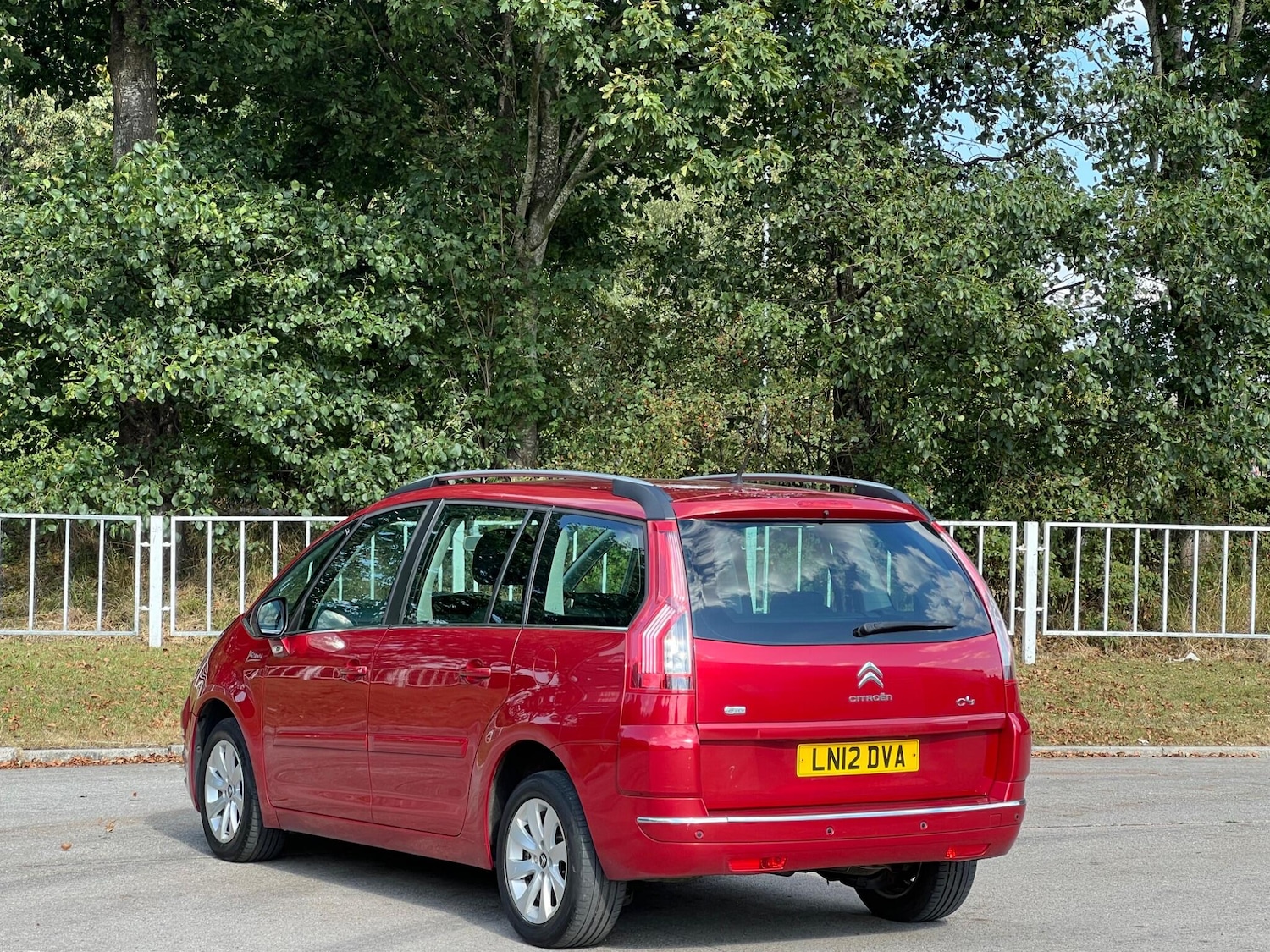 Used Citroen Grand C4 Picasso 2012 for sale - 77893054: Photo 8