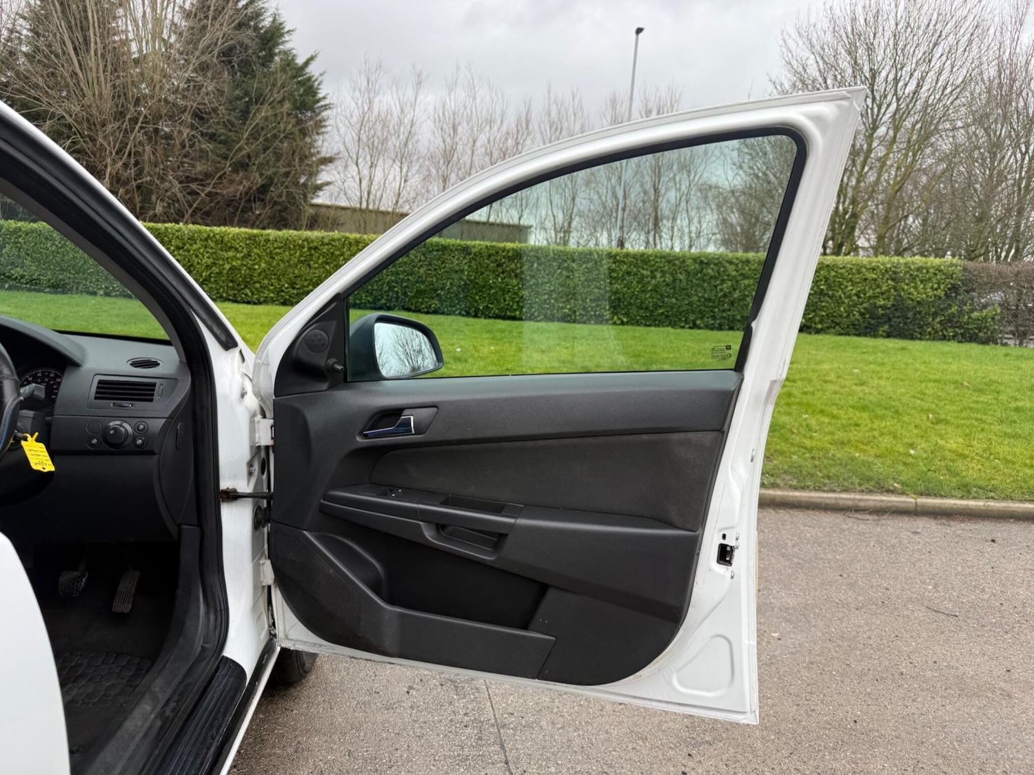 Used Vauxhall Astra Van 2011 for sale - 77484046: Photo 30