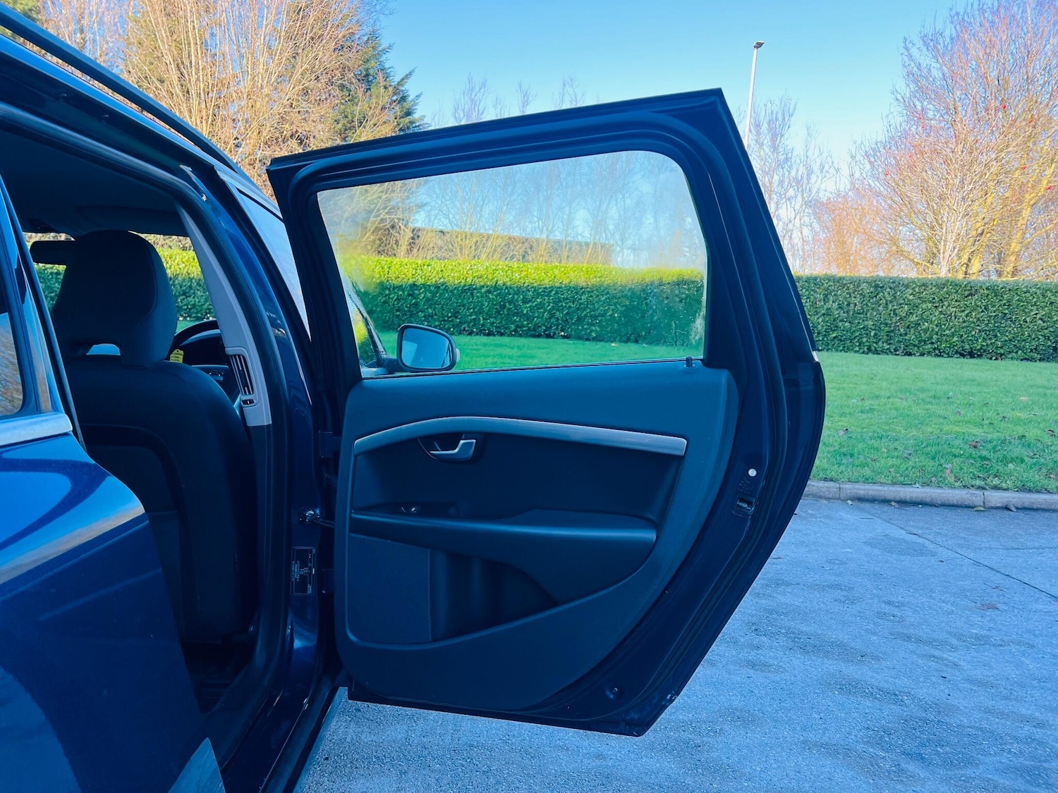 Used Volvo V70 2009 for sale - 77454970: Photo 27