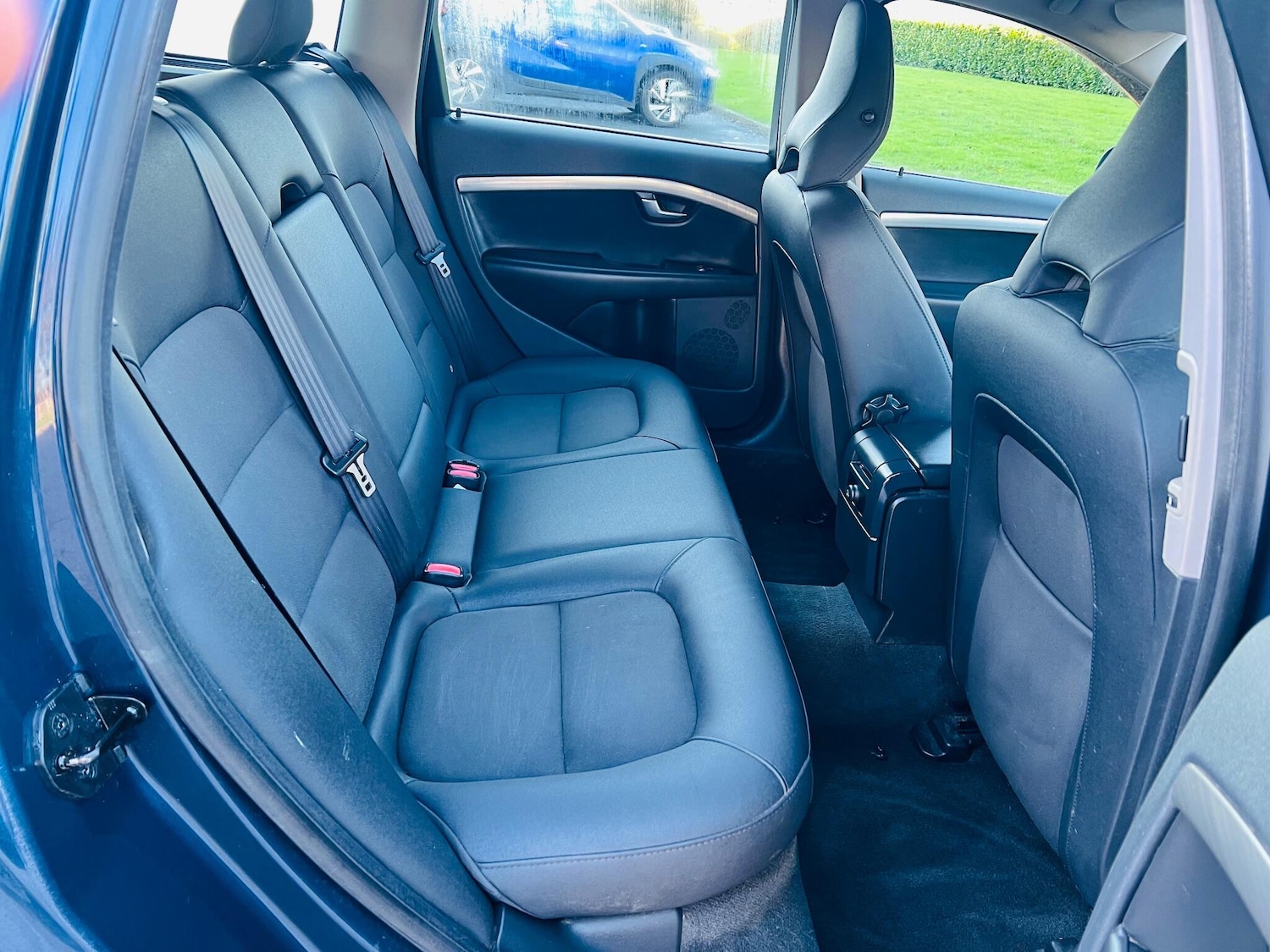 Used Volvo V70 2009 for sale - 77454970: Photo 30