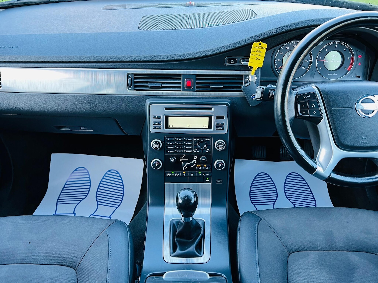 Used Volvo V70 2009 for sale - 77454970: Photo 37