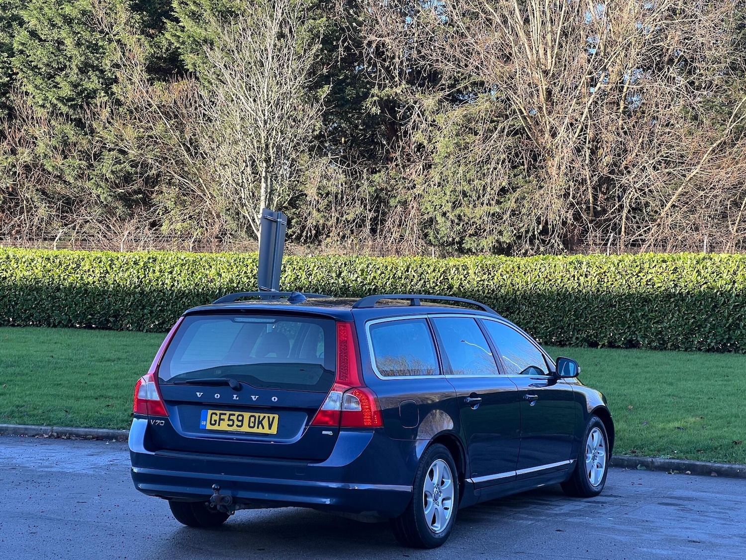 Used Volvo V70 2009 for sale - 77454970: Photo 5