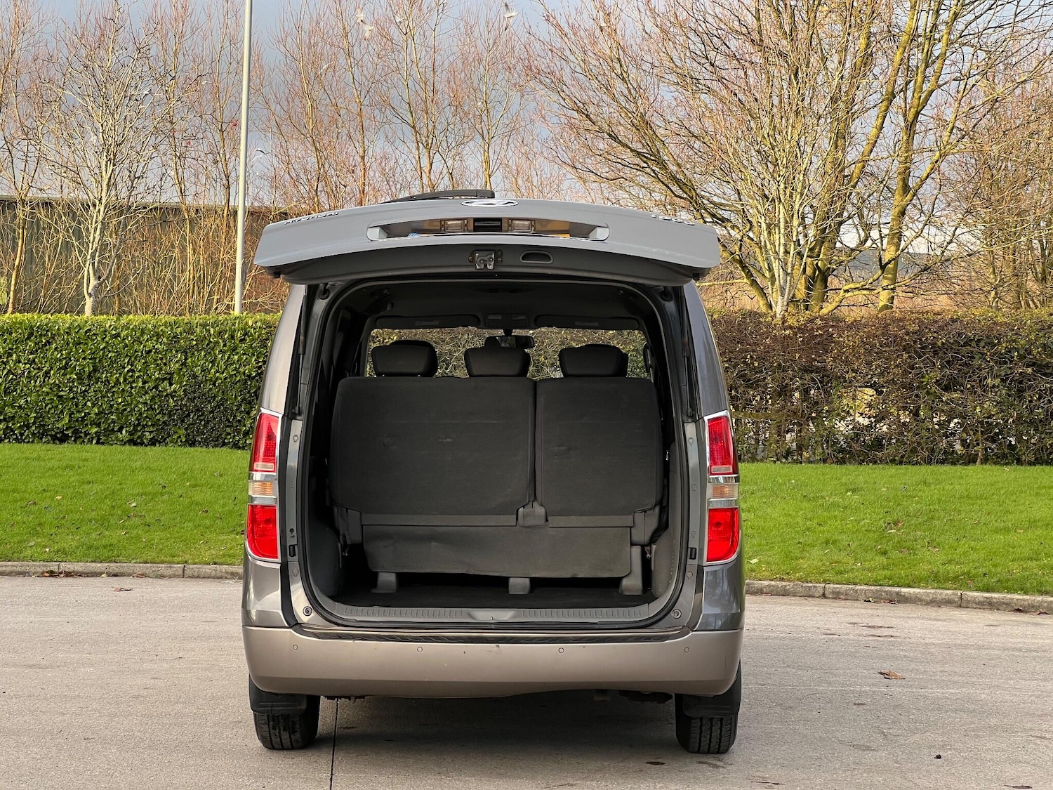 Used Hyundai i800 2012 for sale - 77455576: Photo 14