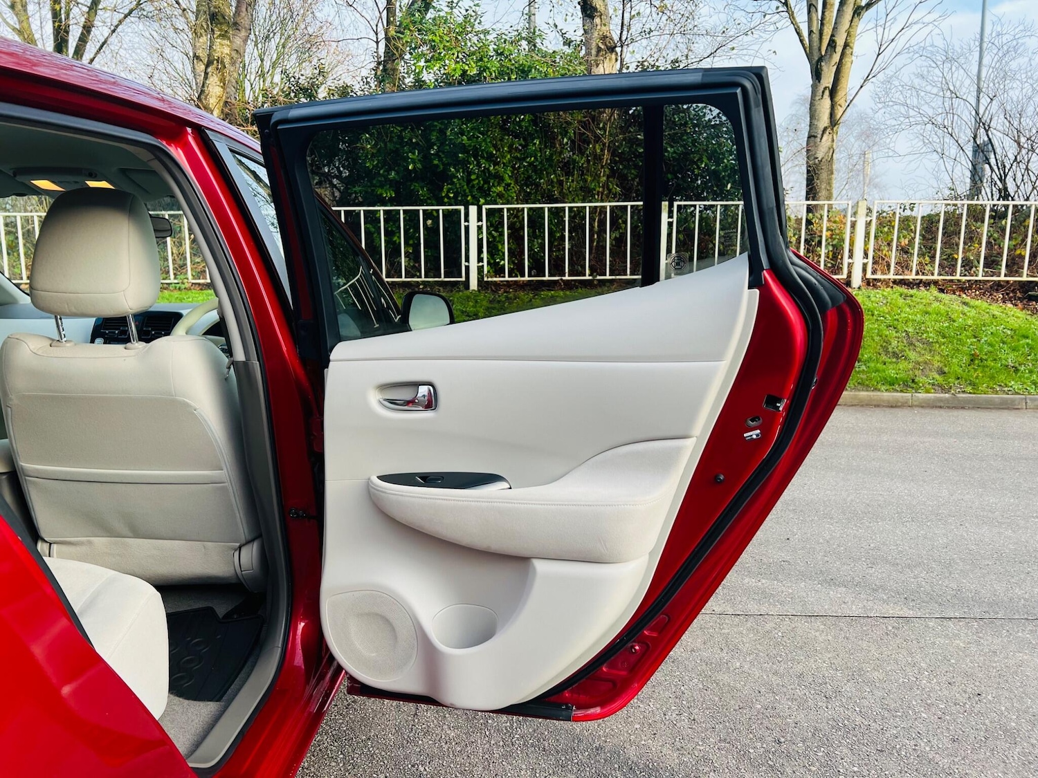 Used Nissan Leaf 2013 for sale - 77456445: Photo 29