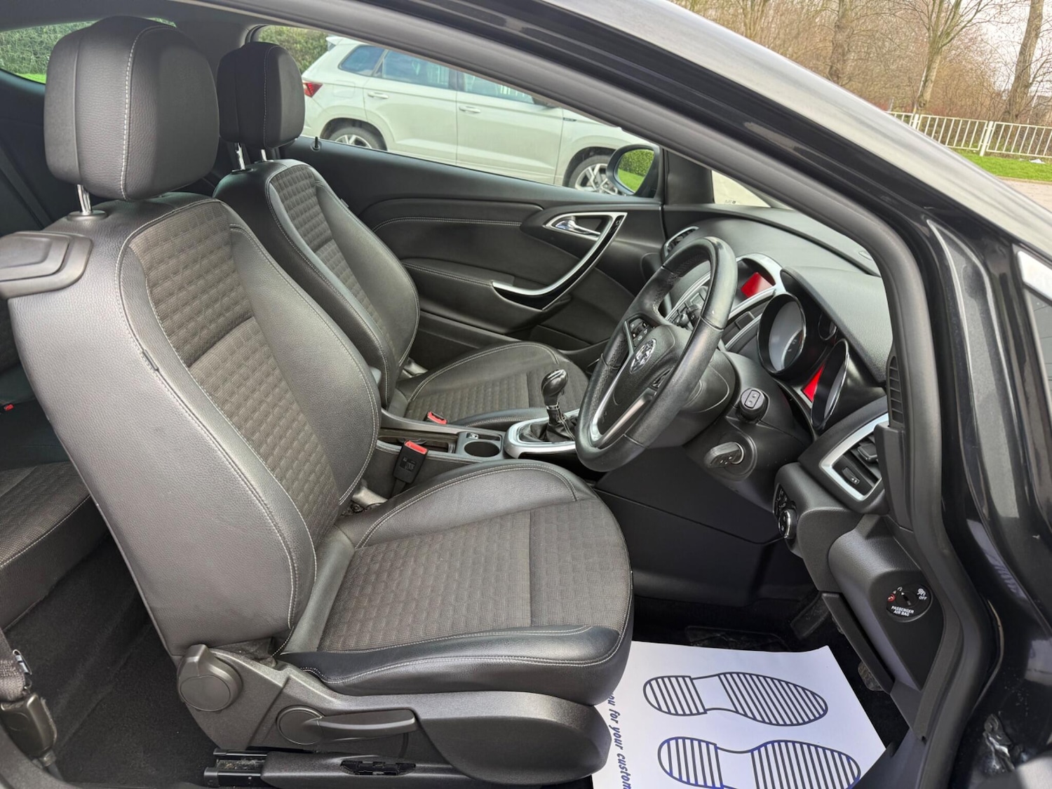 Used Vauxhall Astra GTC 2012 for sale - 77637789: Photo 31