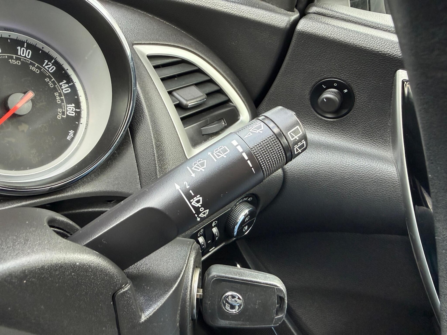 Used Vauxhall Astra GTC 2012 for sale - 77637789: Photo 50