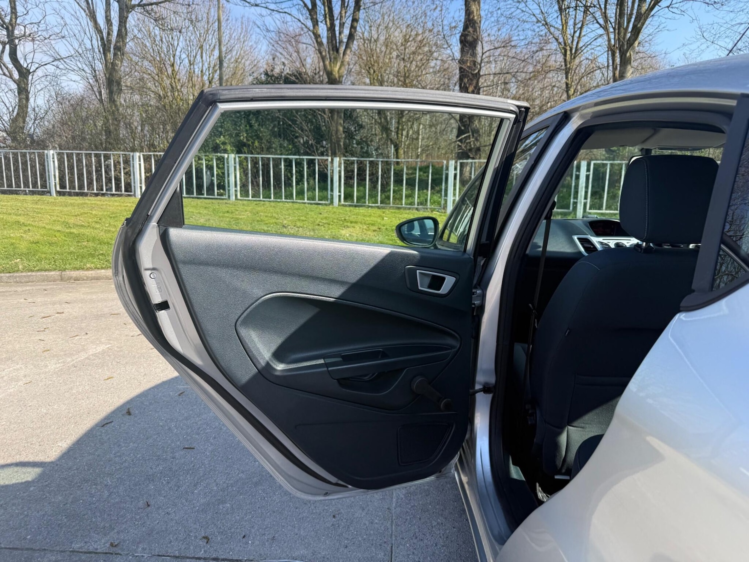 Used Ford Fiesta 2012 for sale - 78171079: Photo 30