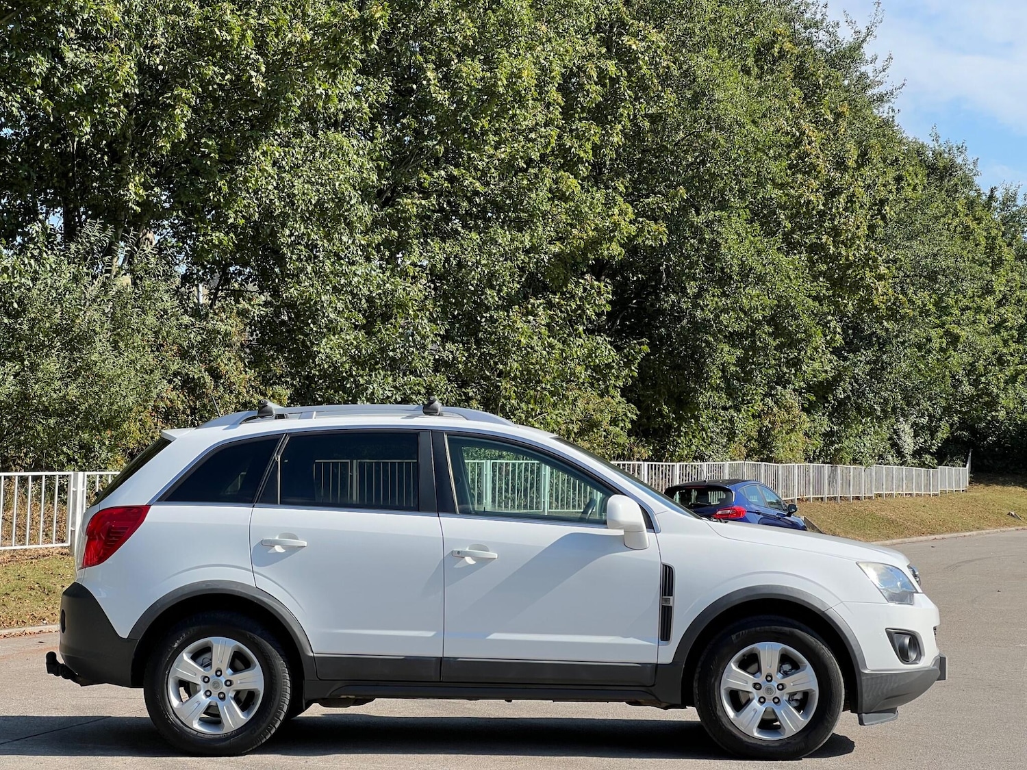 Used Vauxhall Antara for sale - 77456447: Photo 5