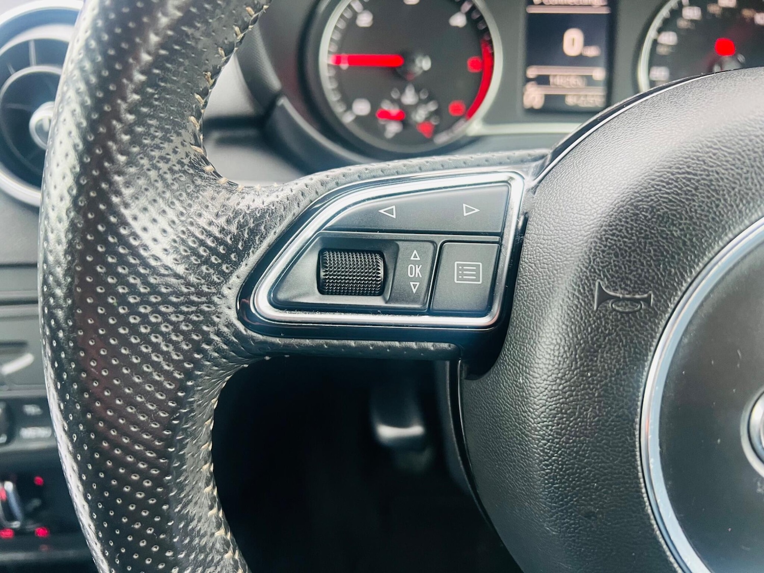 Used Audi A1 2013 for sale - 77454969: Photo 49