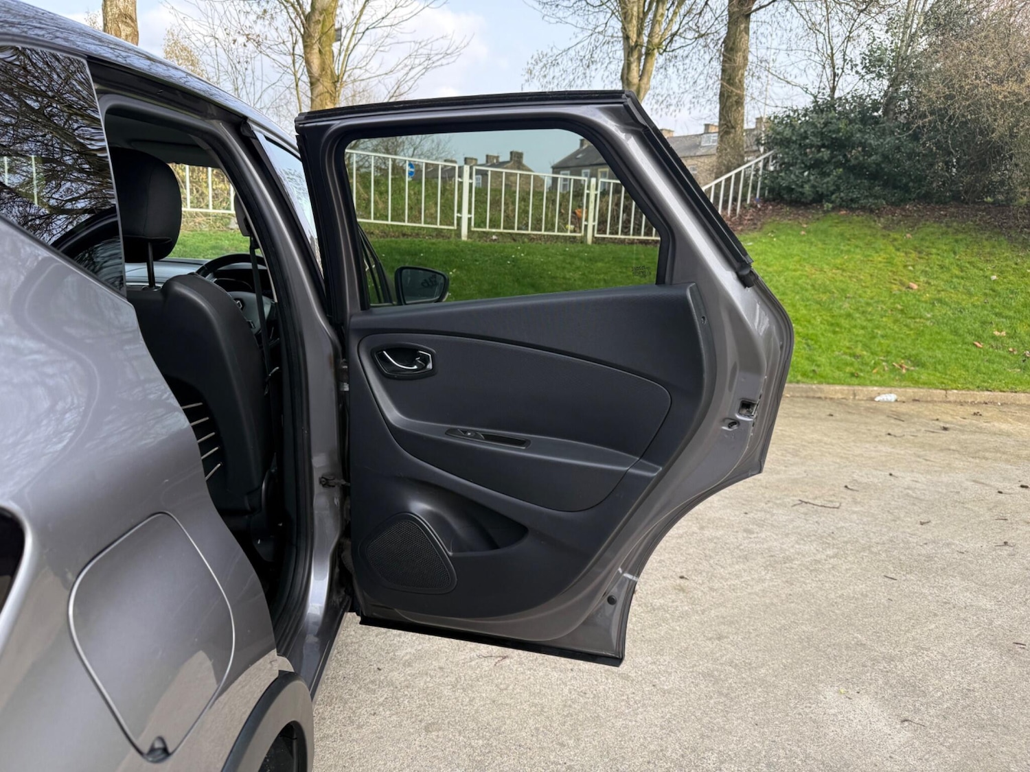 Used Renault Captur 2014 for sale - 77783605: Photo 27