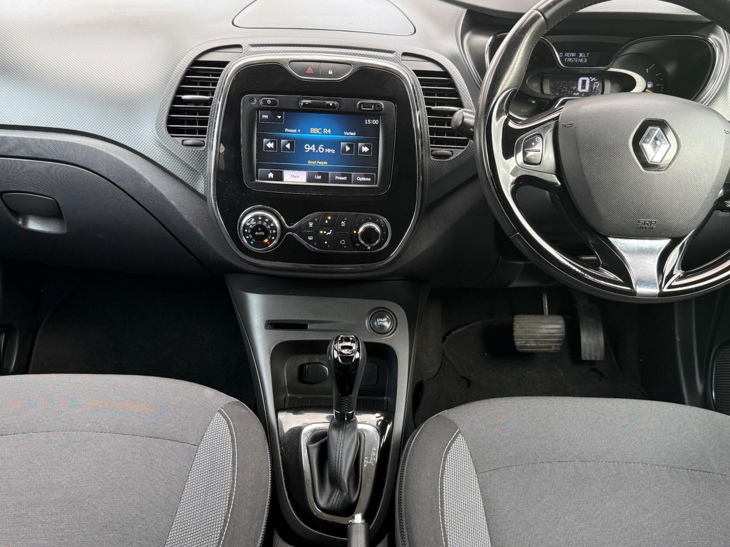 Used Renault Captur 2014 for sale - 77783605: Photo 39