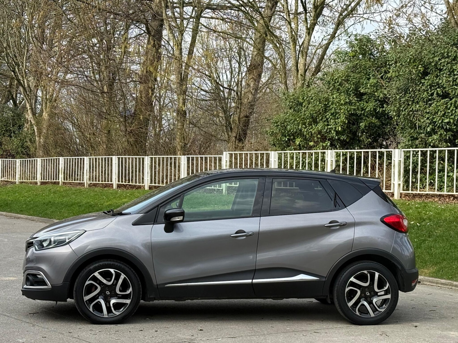 Used Renault Captur 2014 for sale - 77783605: Photo 8