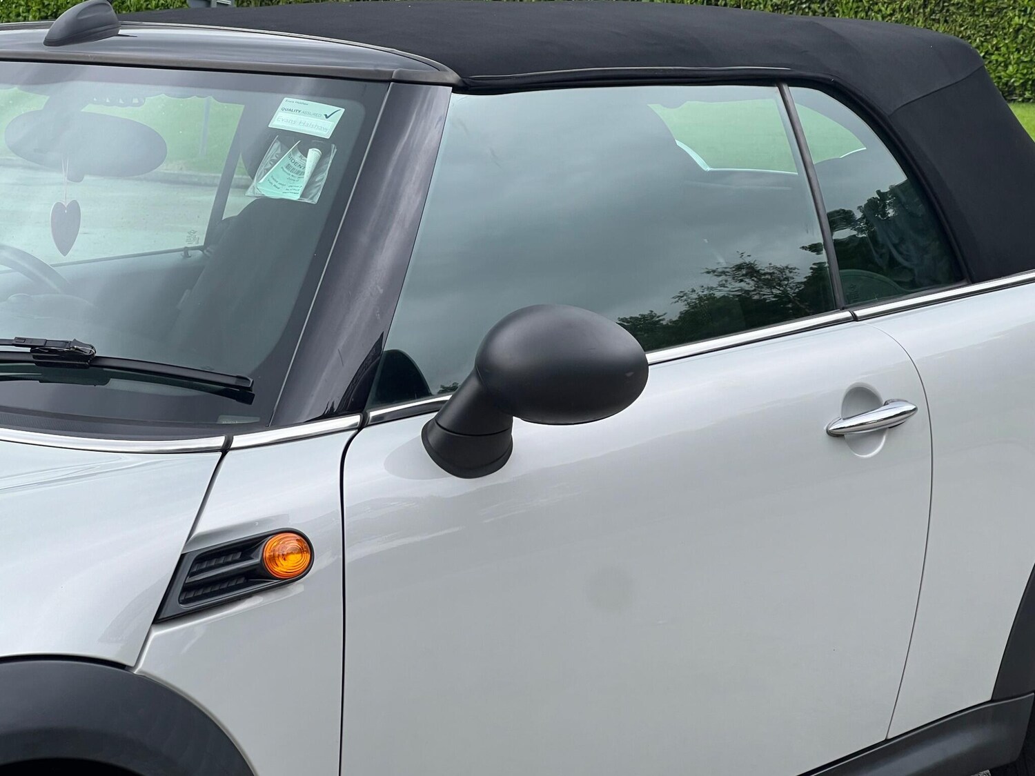Used MINI Convertible 2012 for sale - 77455385: Photo 12