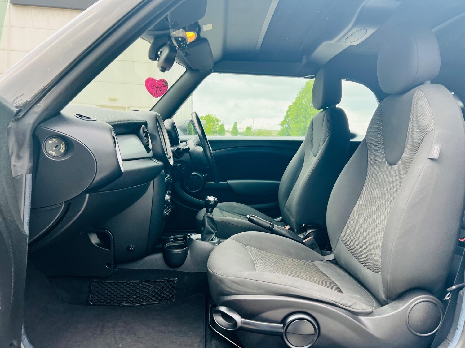 Used MINI Convertible 2012 for sale - 77455385: Photo 26