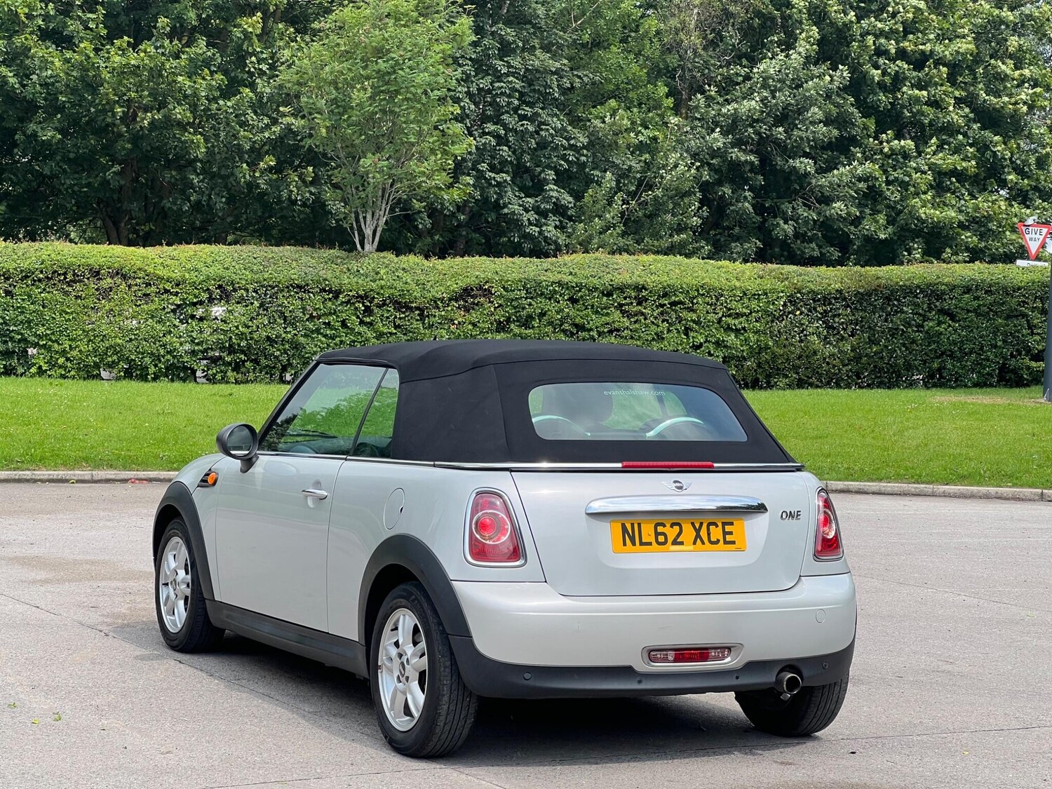 Used MINI Convertible 2012 for sale - 77455385: Photo 41