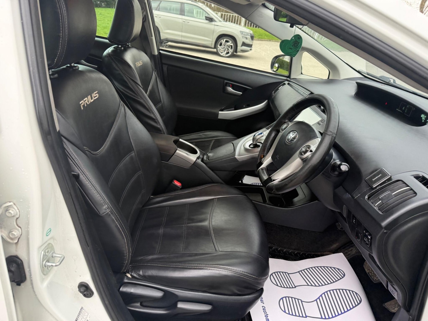 Used Toyota Prius 2018 for sale - 77657815: Photo 33