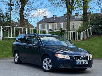 Used Volvo V70 2009 for sale - 79634353: Photo