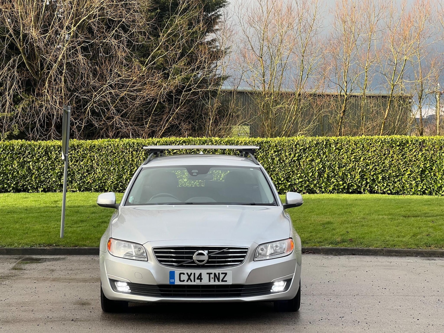 Used Volvo V70 2014 for sale - 77455379: Photo 2