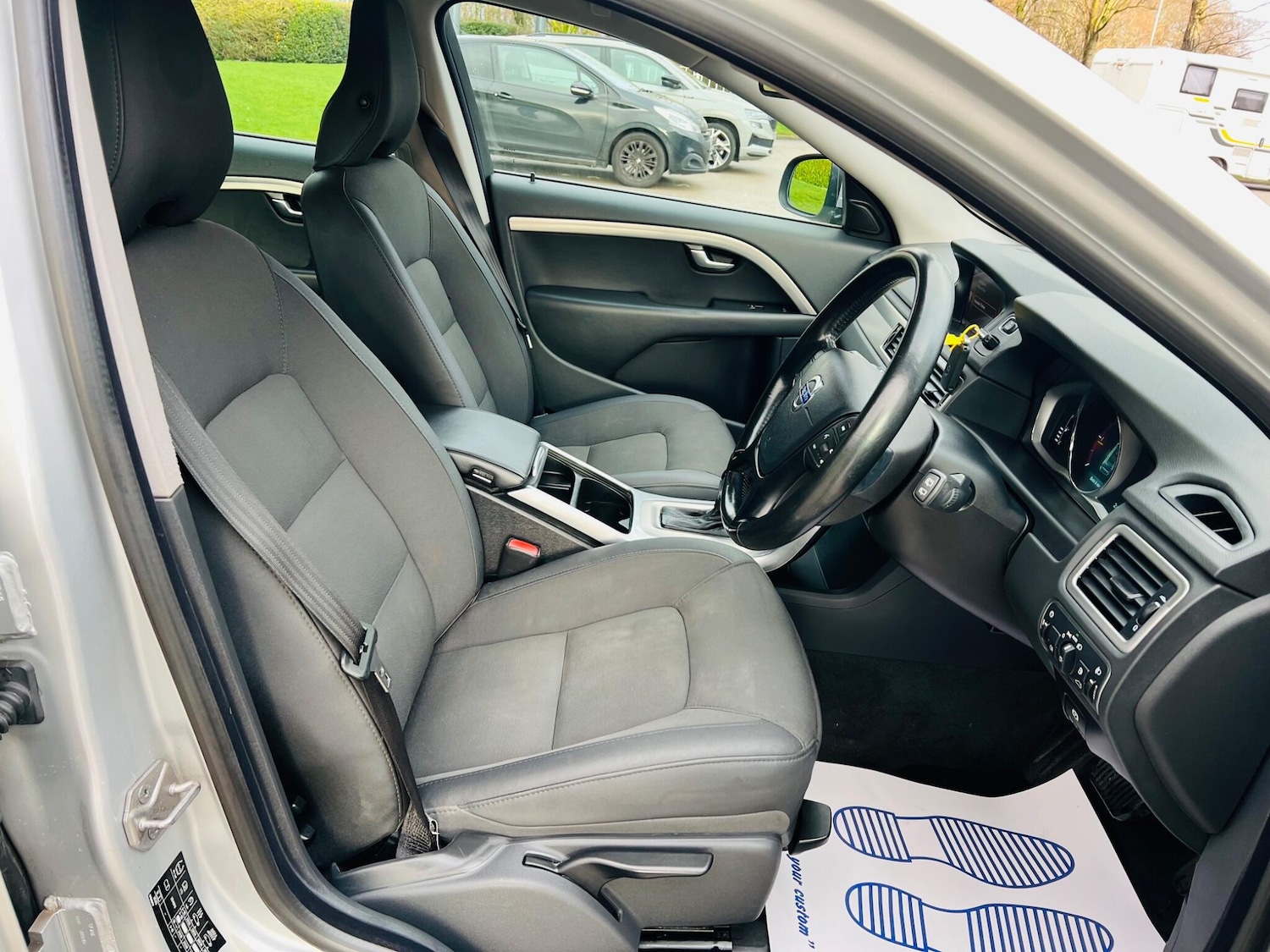 Used Volvo V70 2014 for sale - 77455379: Photo 30