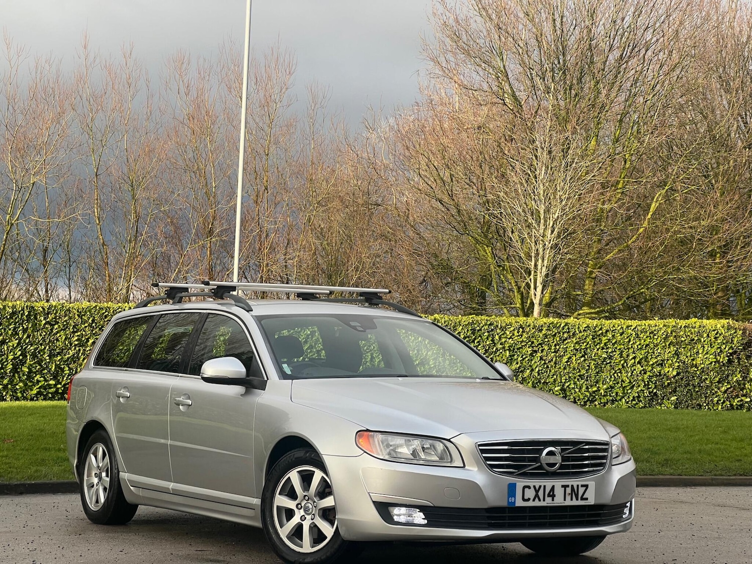 Used Volvo V70 2014 for sale - 77455379: Photo 4