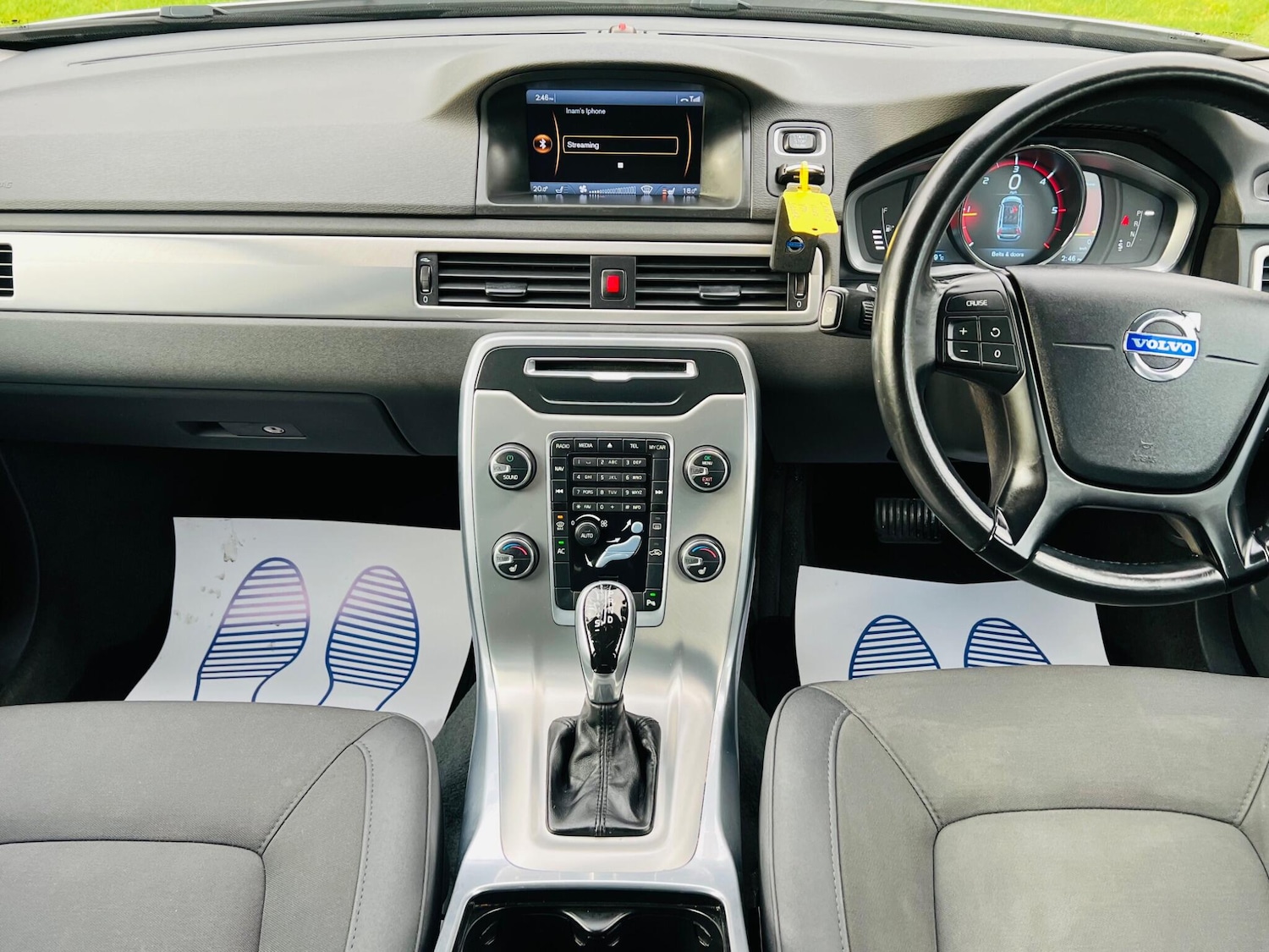 Used Volvo V70 2014 for sale - 77455379: Photo 42