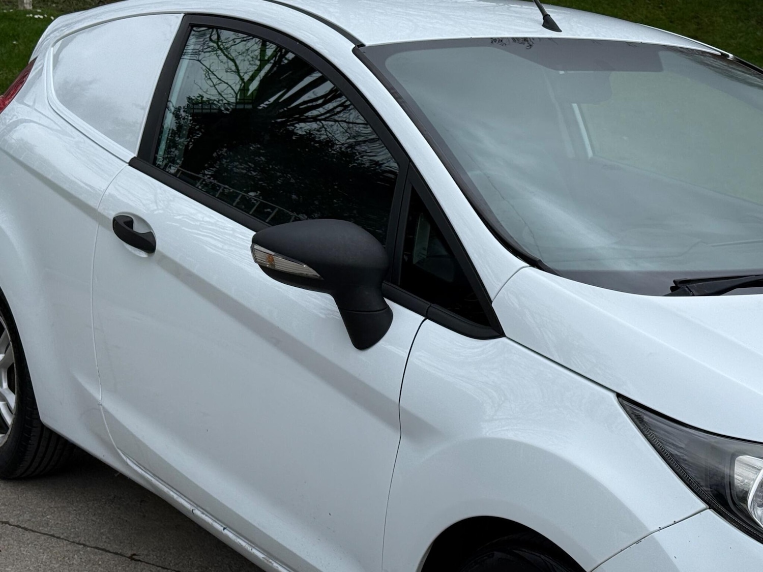 Used Ford Fiesta 2015 for sale - 78100830: Photo 22