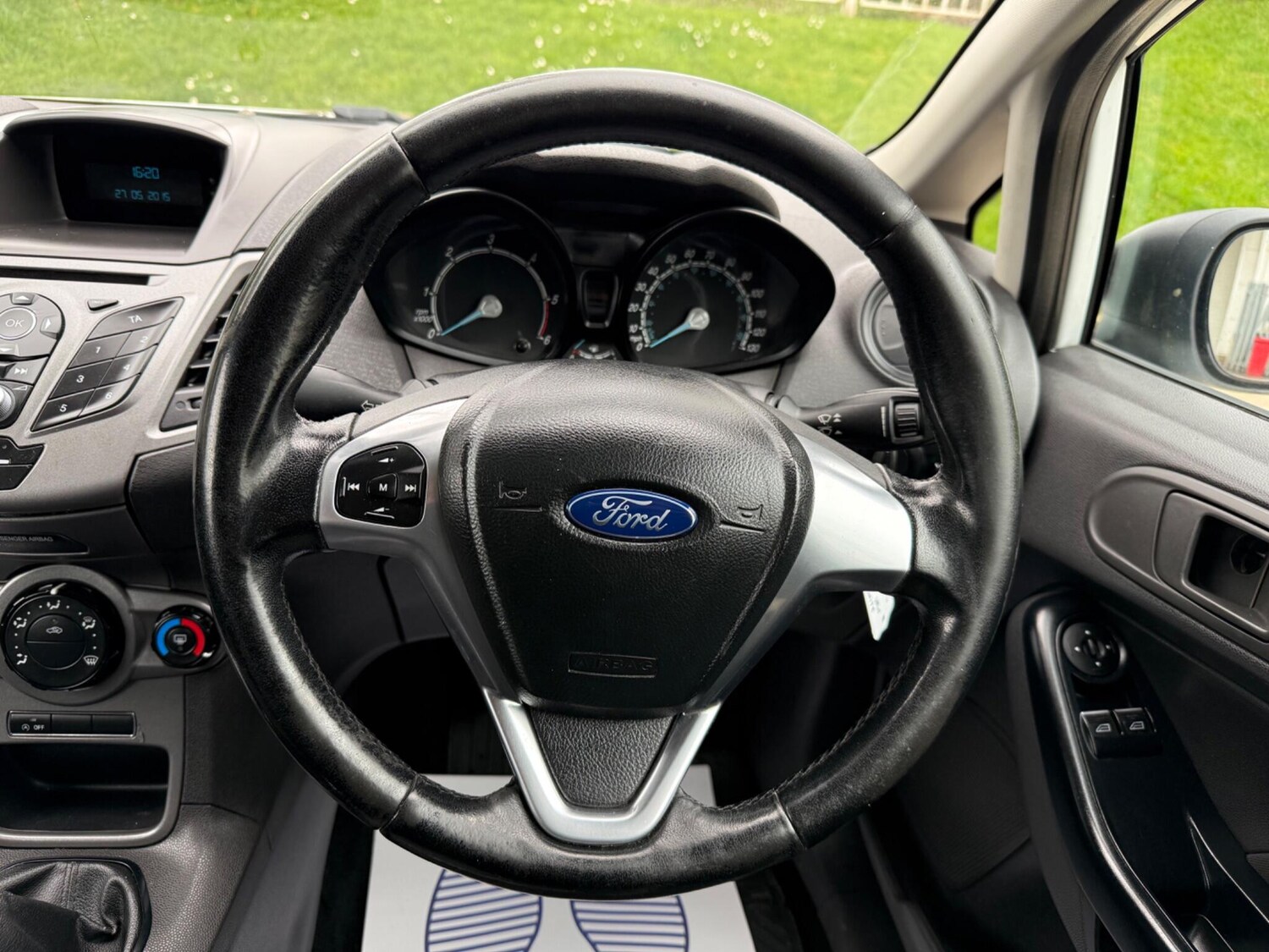 Used Ford Fiesta 2015 for sale - 78100830: Photo 38